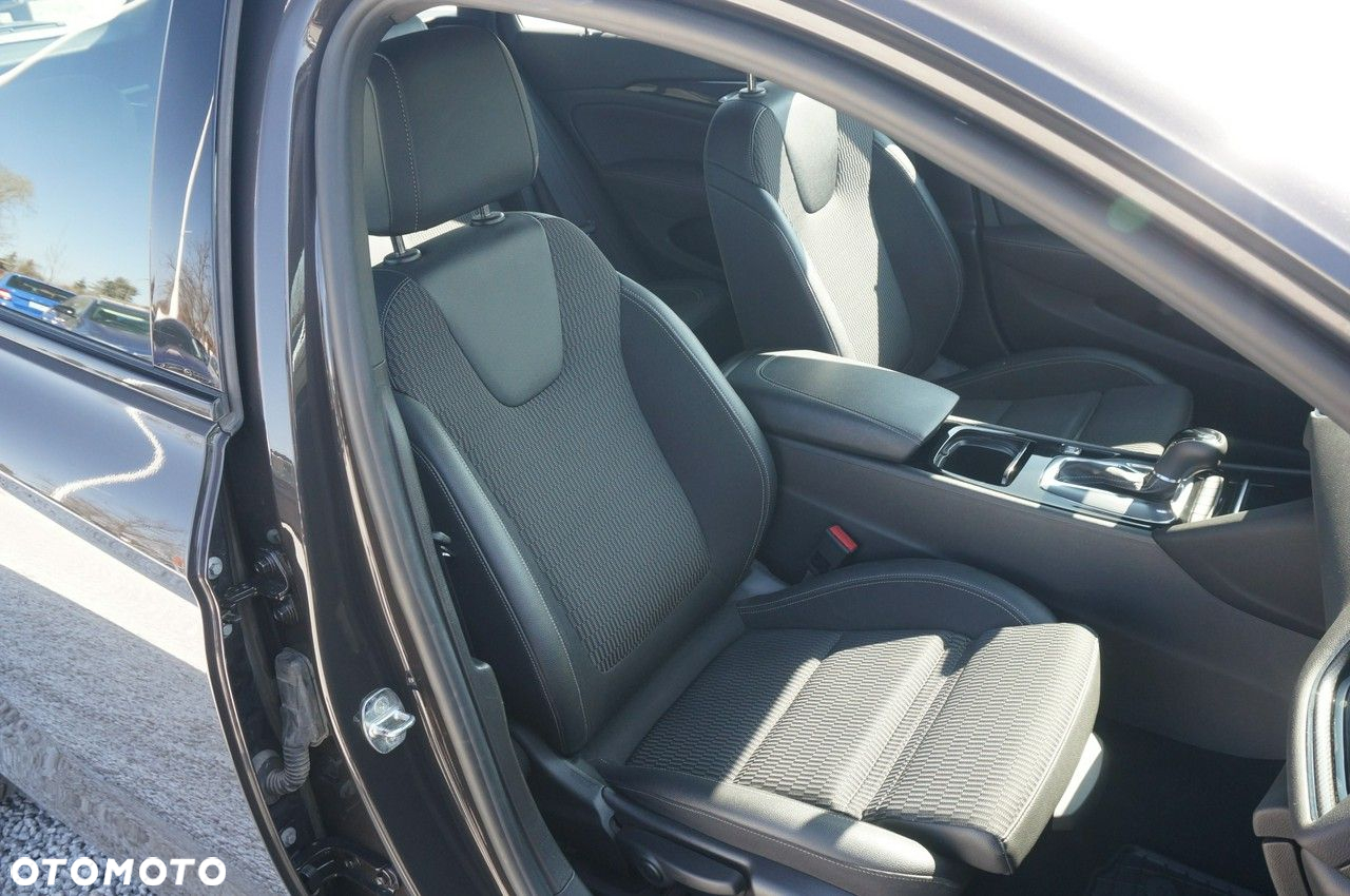 Opel Insignia 2.0 CDTI Elegance S&S - 29