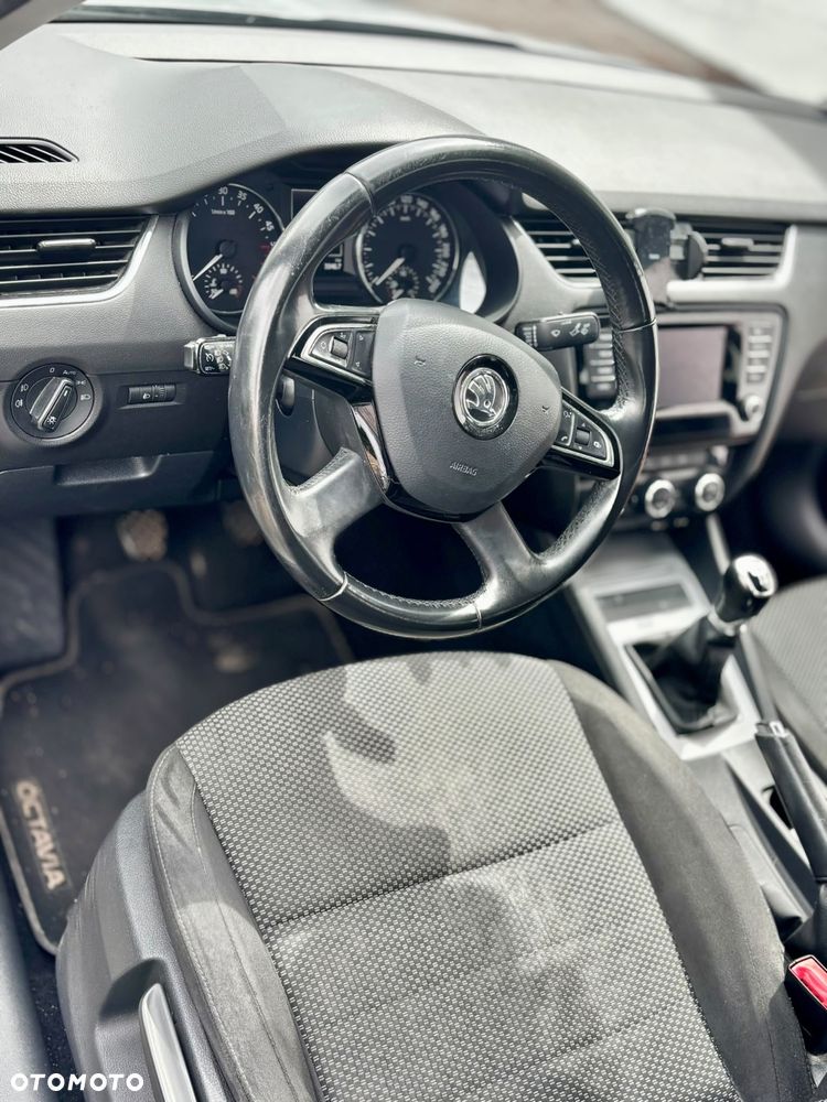 Skoda Octavia - 2