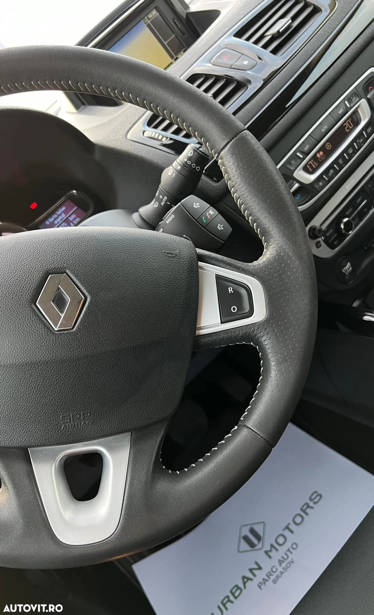 Renault Megane ENERGY dCi 130 BOSE EDITION - 19