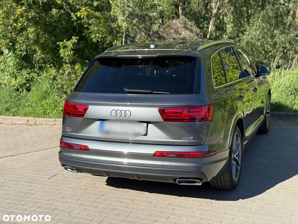 Audi Q7 3.0 TDI Quattro Tiptronic - 5