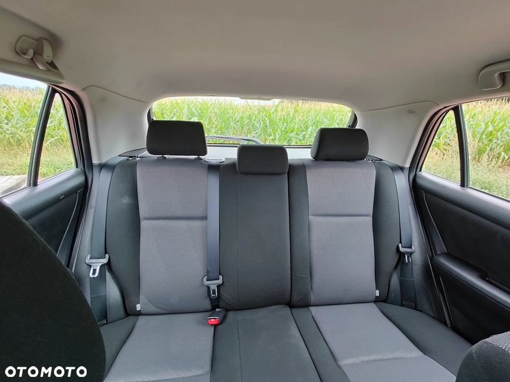 Toyota Corolla 1.6 VVT-i Sol - 14