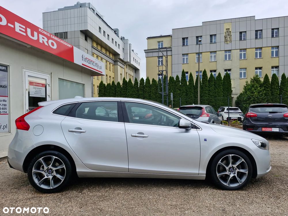 Volvo V40 T2 Ocean Race - 6