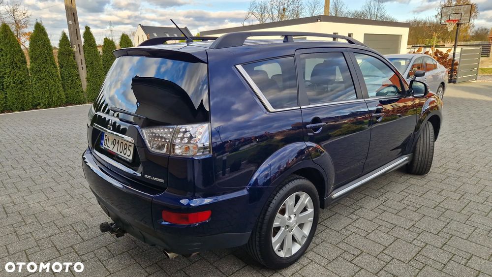 Mitsubishi Outlander 2.0 Intense 2WD - 30
