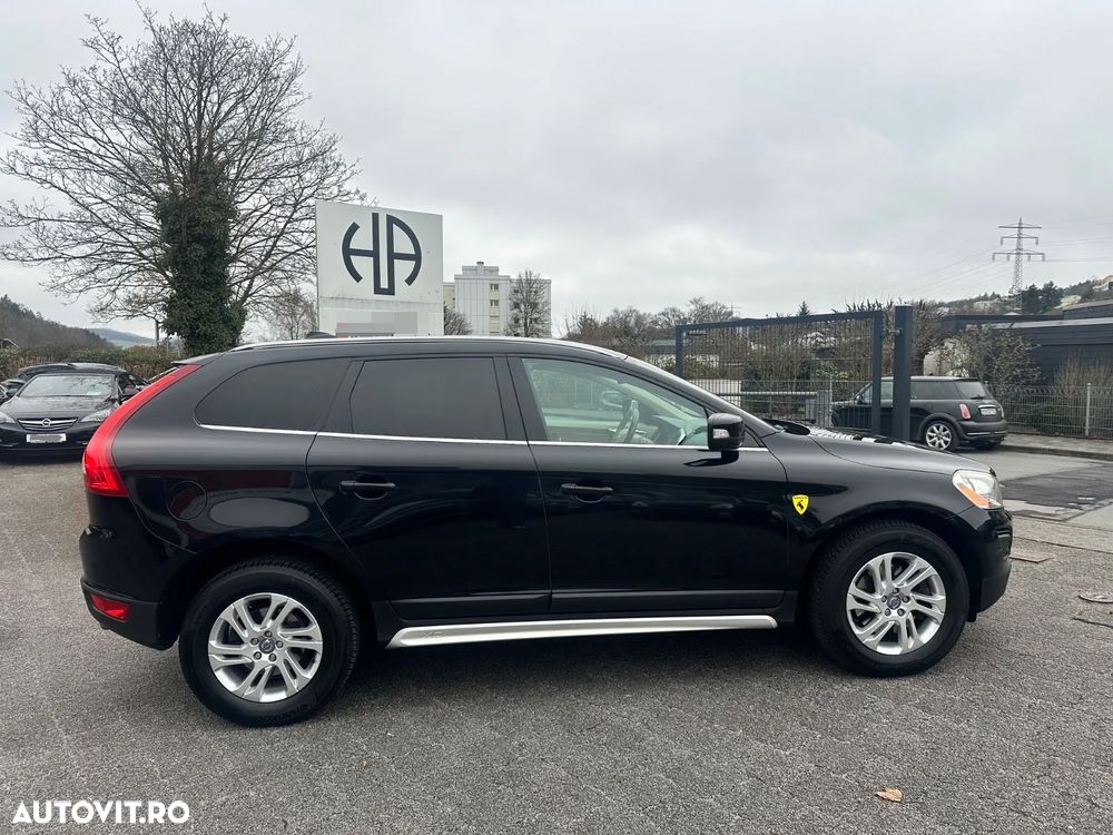 Volvo XC 60 D5 AWD Start-Stop Summum - 10