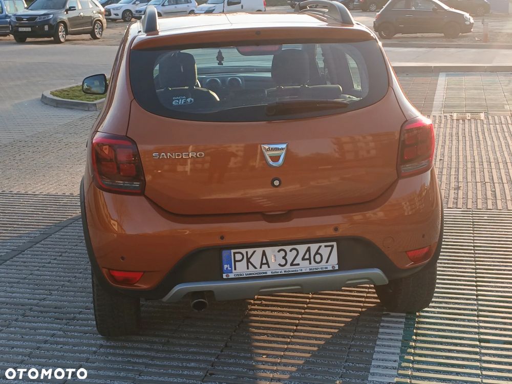 Dacia Sandero Stepway TCe 90 (S&S) Celebration - 3
