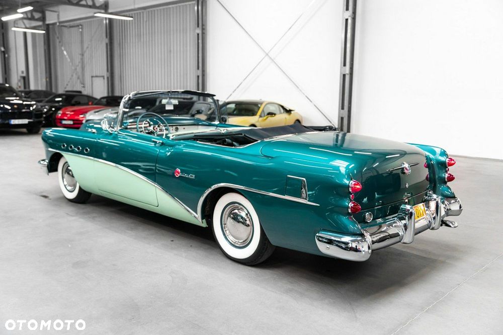 Buick Roadmaster - 14