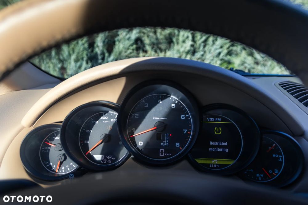 Porsche Cayenne Tiptronic S - 7