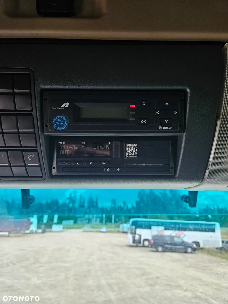 MAN TGX - 9