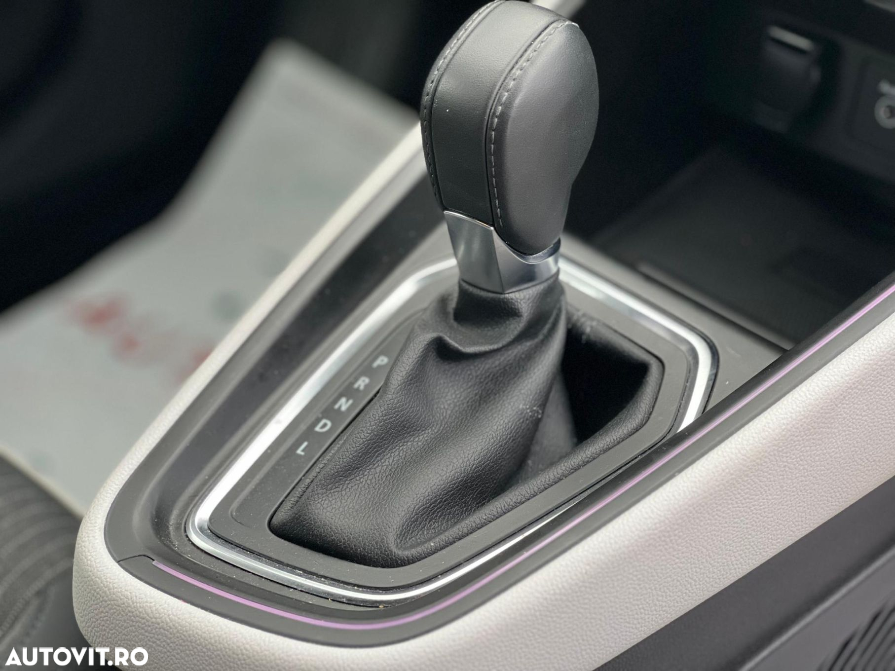 Renault Clio V TCe 90 CVT Techno - 13