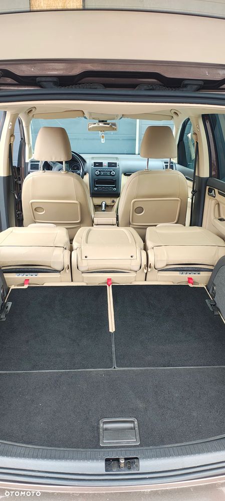 Volkswagen Touran 2.0 TDI DPF Comfortline DSG - 11