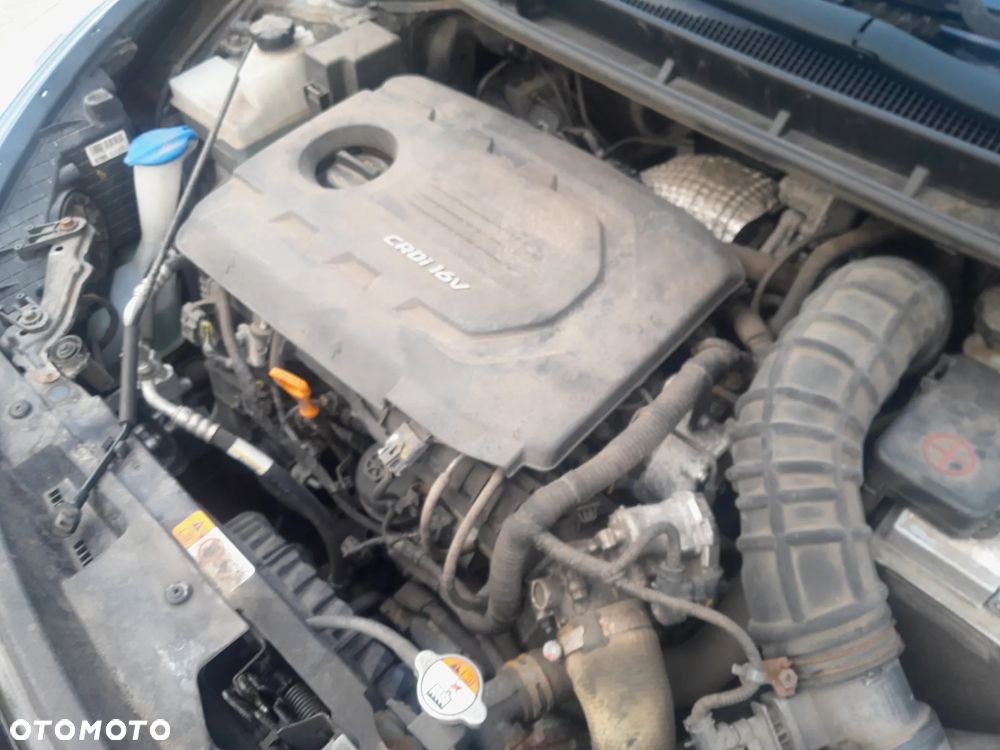 Hyundai i30 1.6 CRDI Trend - 24