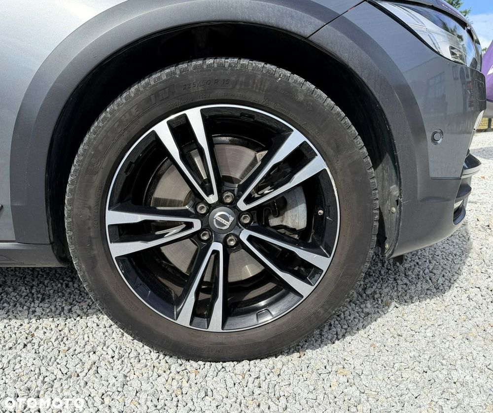 Volvo V90 Cross Country T5 AWD Pro - 8