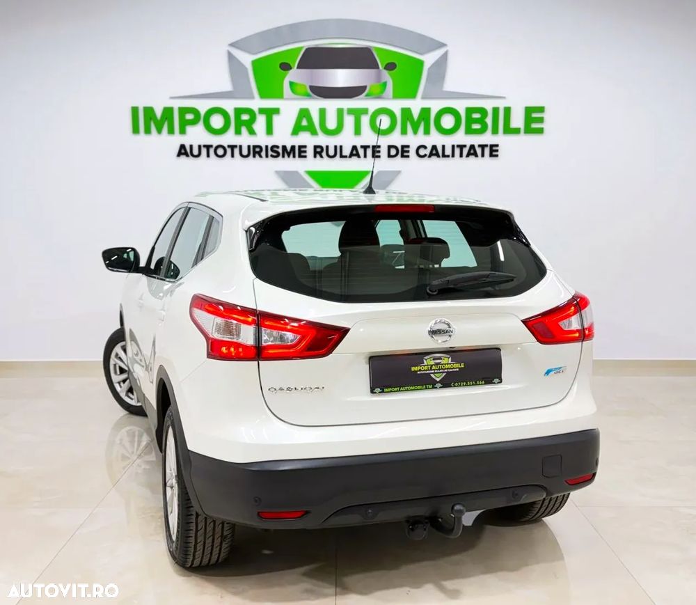 Nissan Qashqai 1.6 DCI N-Connecta - 17