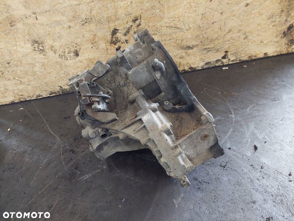 SKRZYNIA BIEGÓW OPEL ASTRA H 1.7 CDTI MANUAL 5 BIEGÓW F23 - 4