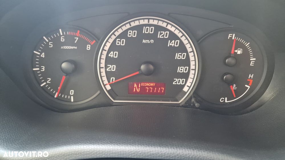 Suzuki Swift - 14