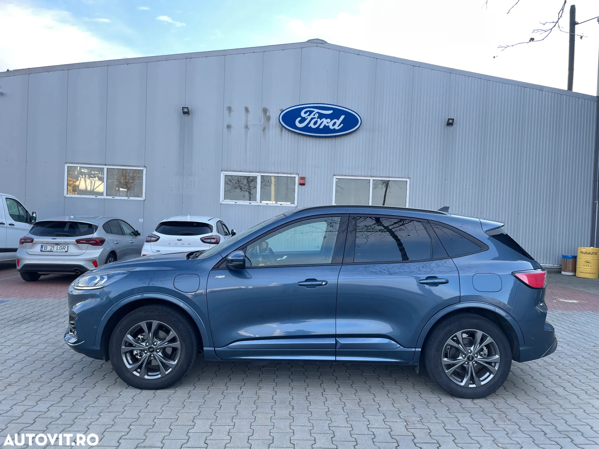 Ford Kuga 2.5 Duratec PHEV ST Line X - 4