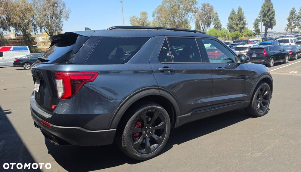 Ford Explorer - 4
