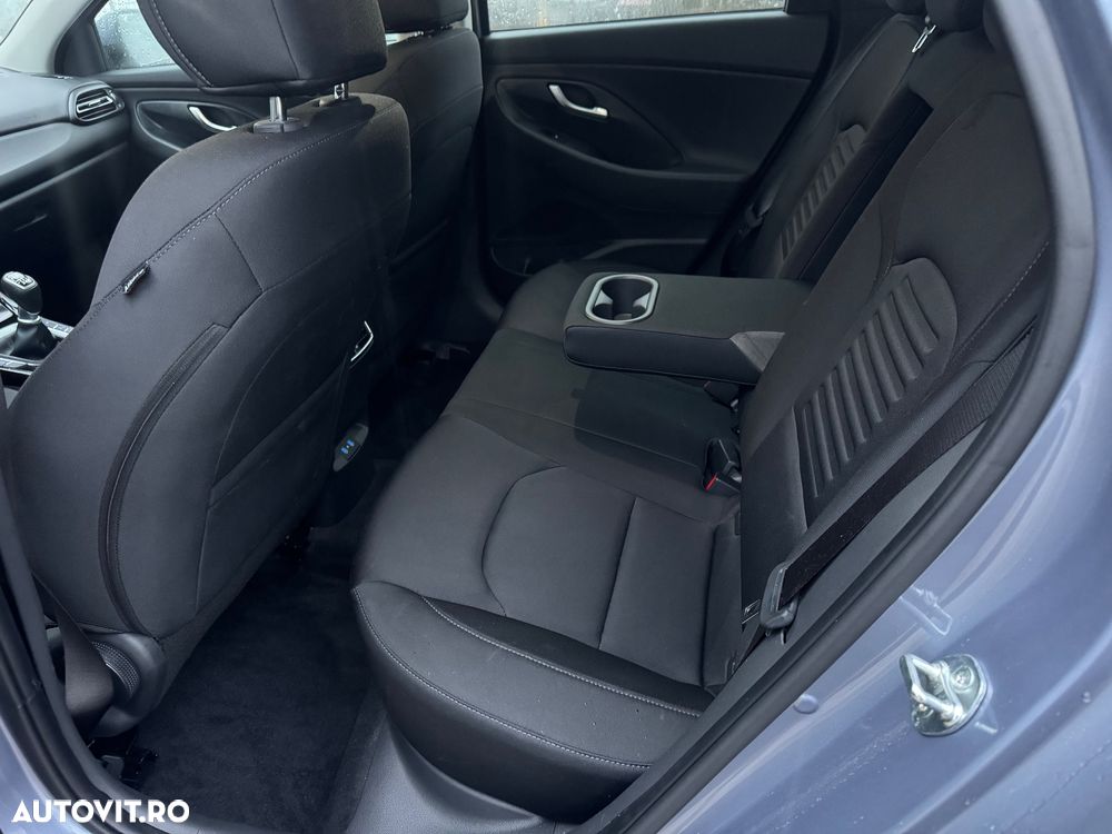 Hyundai i30 1.5 96CP M/T Highway - 11