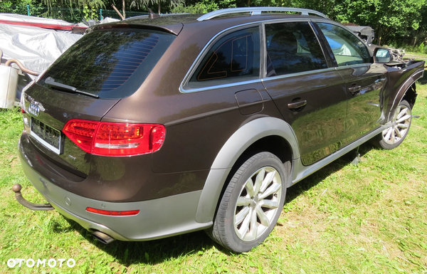 BŁOTNIK ĆWIARTKA PRAWY TYŁ TYLNA LZ8W AUDI A4 B8 ALLROAD