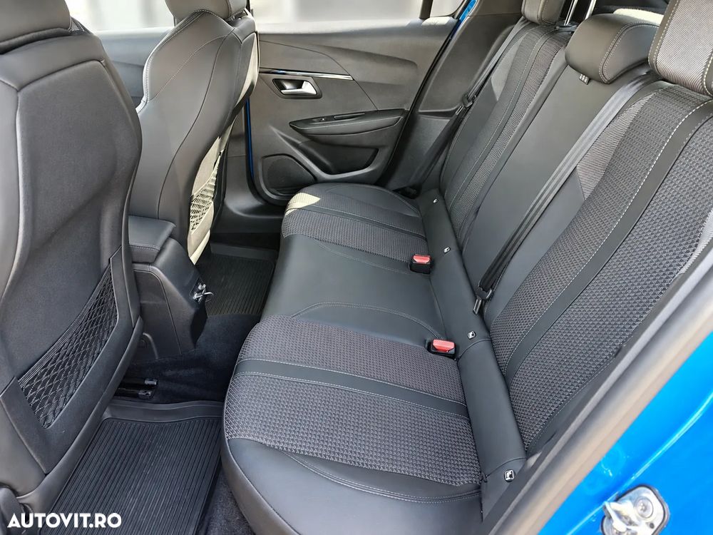 Peugeot 208 e-208 GT Pack - 18