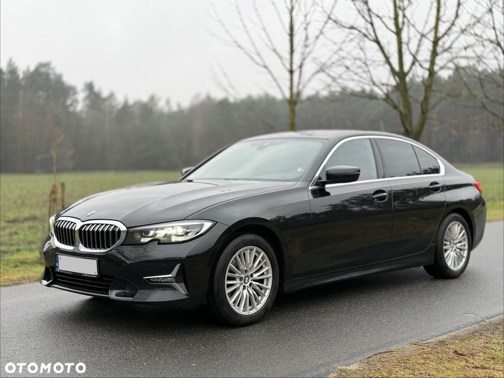BMW Seria 3 318i Luxury Line sport - 2