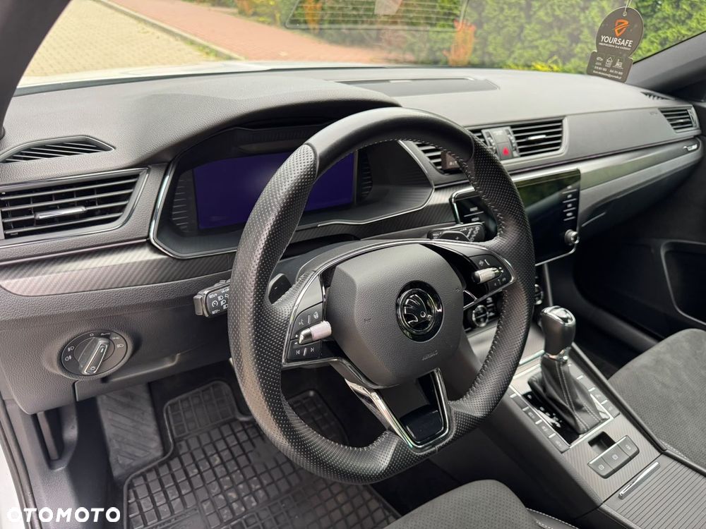 Skoda Superb 2.0 TSI 4x4 Sportline DSG - 18