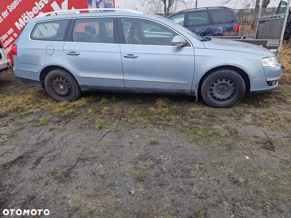Volkswagen Passat 2.0 TDI DPF DSG Individual Chrom dunkel - 3