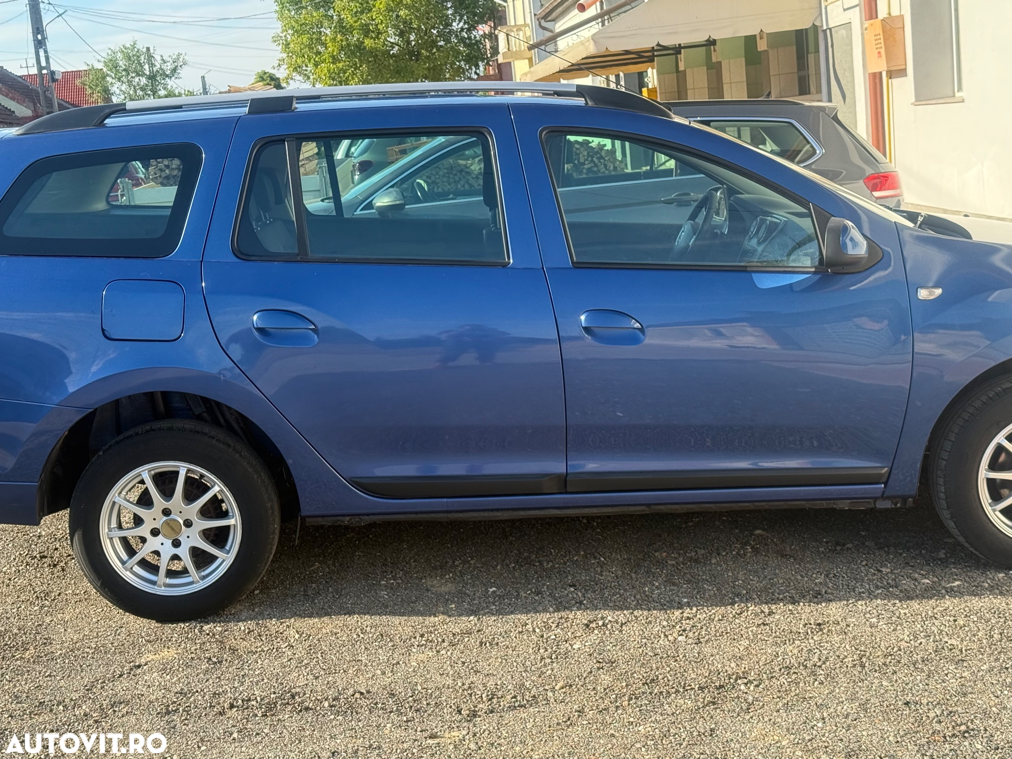Dacia Logan 1.2 75CP GPL Laureate - 9
