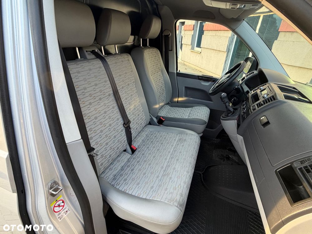 Volkswagen Transporter T5 - 21