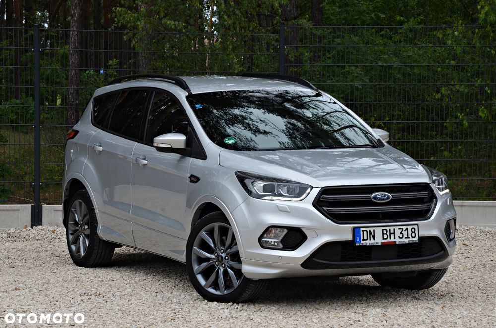 Ford Kuga - 2