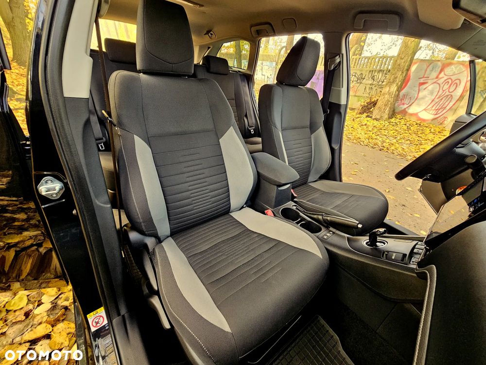 Toyota Auris 1.8 HSD Luna - 25