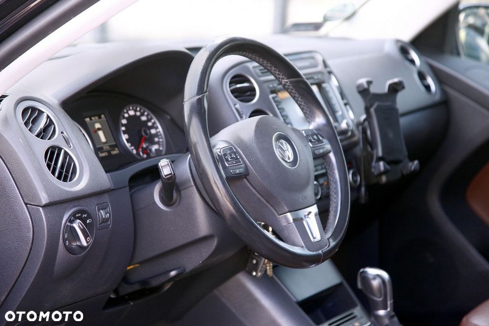 Volkswagen Tiguan - 15
