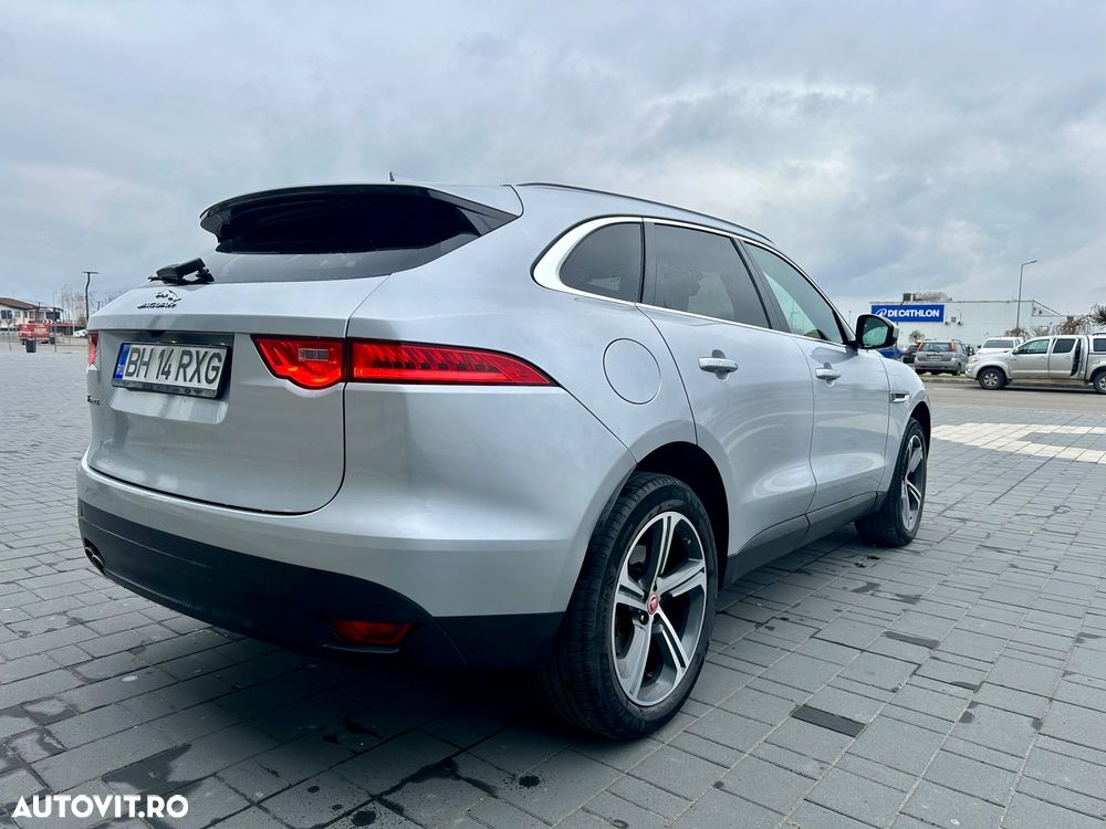 Jaguar F-Pace - 3