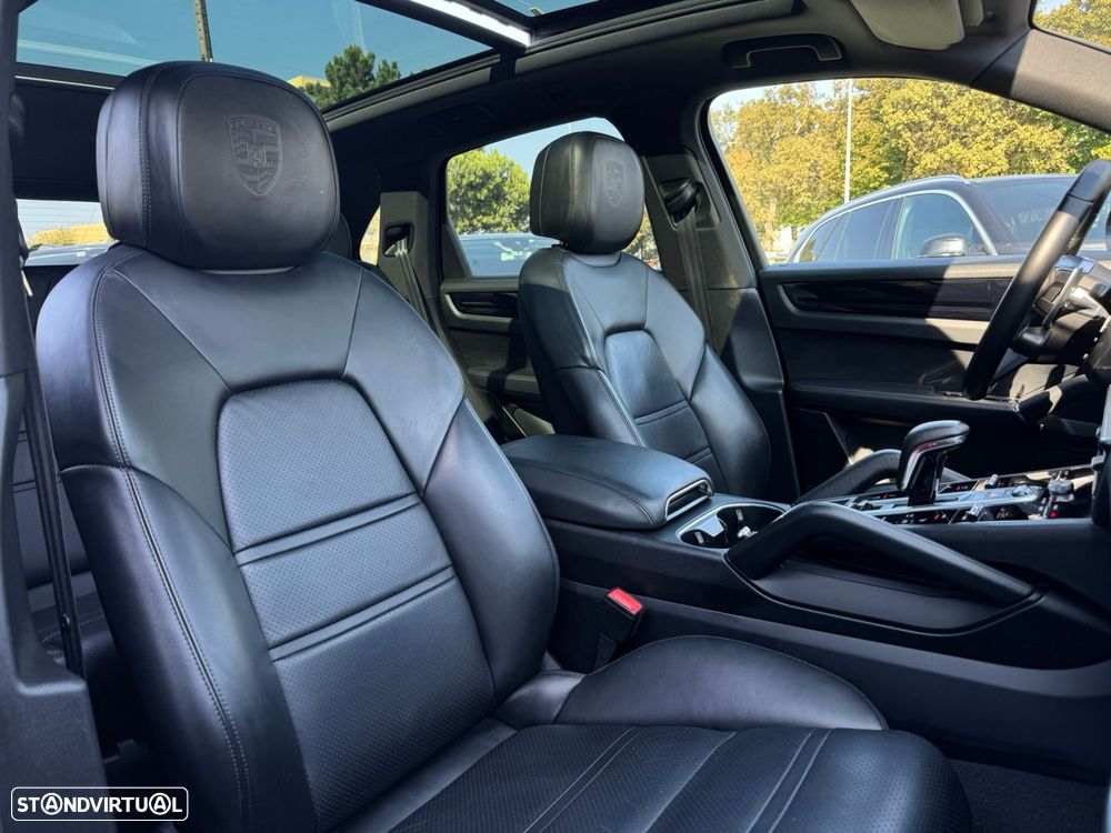 Porsche Cayenne E-Hybrid - 22