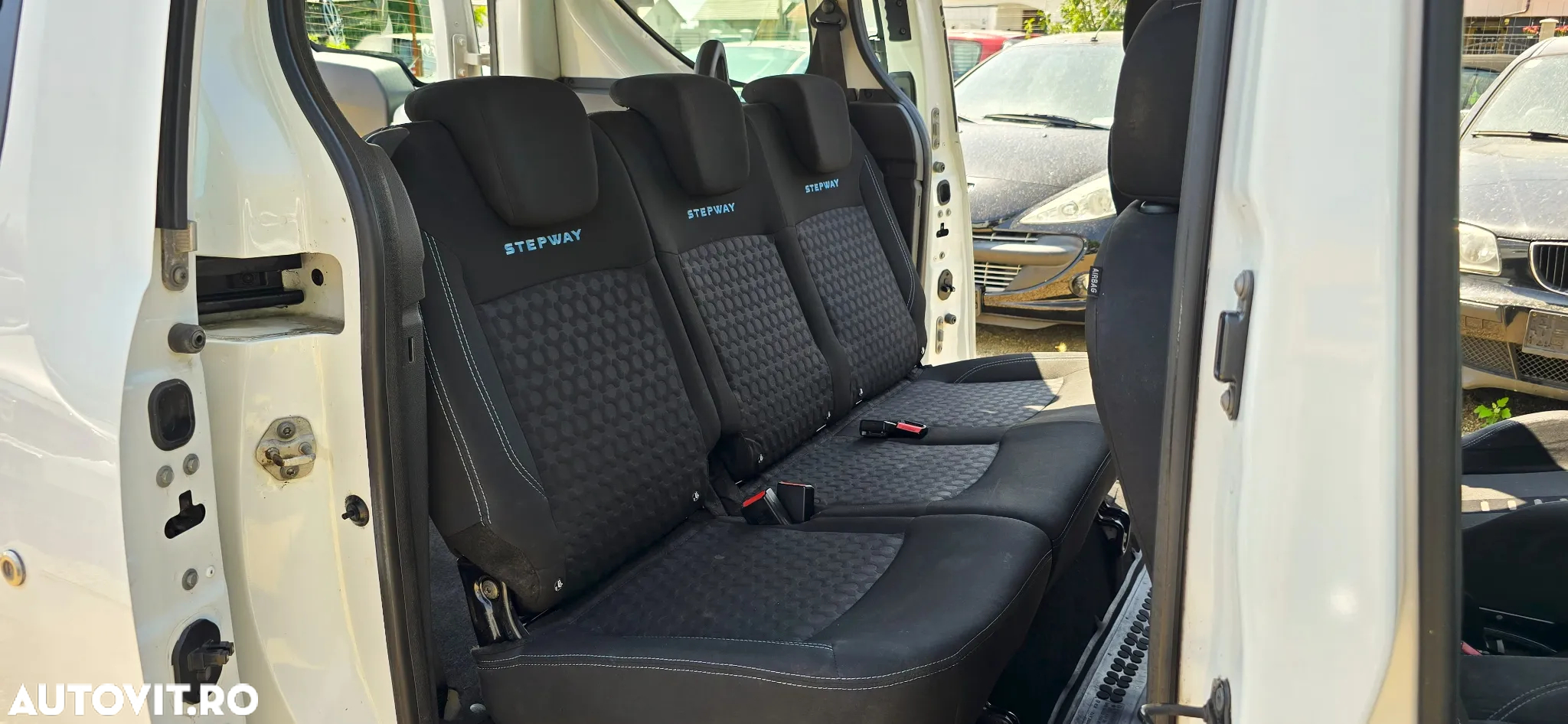 Dacia Dokker 1.5 dCi 90 CP Stepway - 11