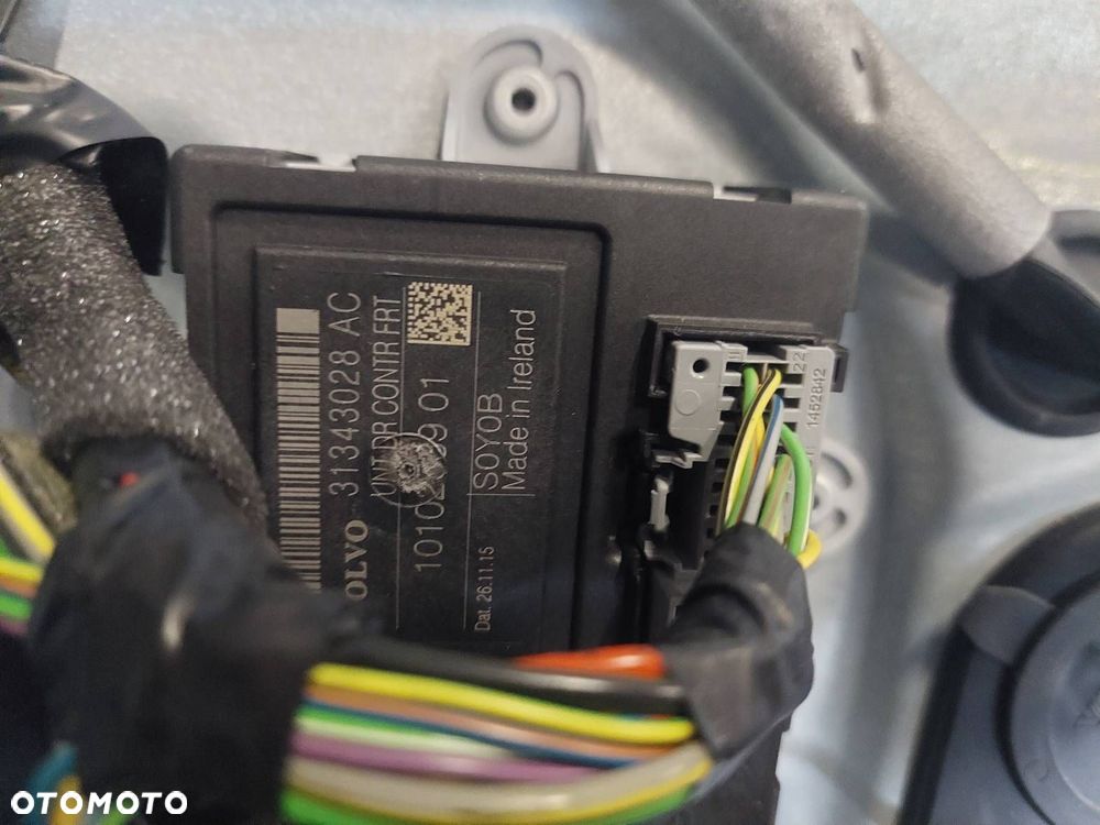 DRZWI KOMPLETNE PRAWY PRZÓD VOLVO V70 III LIFT 019-26 - 4