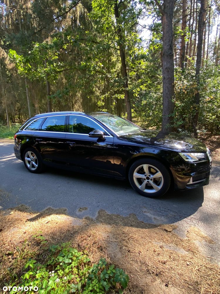 Audi A4 Avant 35 TFSI S tronic - 4