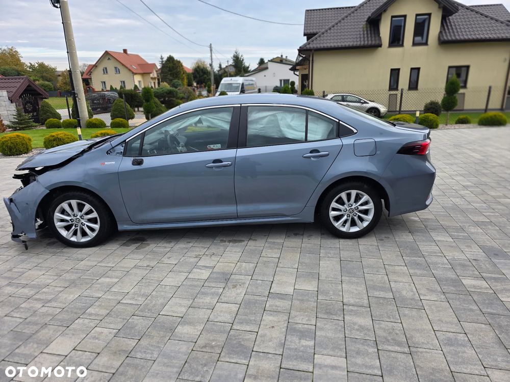 Toyota Corolla - 11