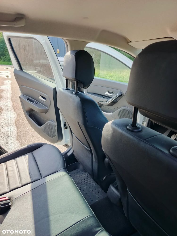 Dacia Duster 1.6 SCe Comfort - 16