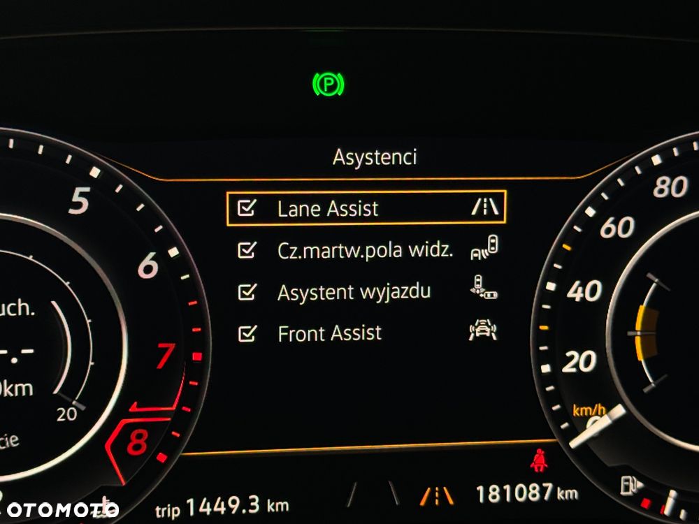 Volkswagen Golf - 11
