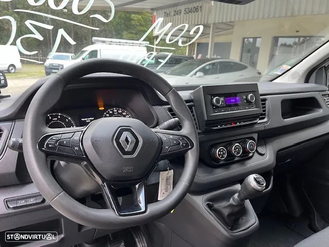 Renault TRAFIC 2.0 130cv COM FRIO - 11