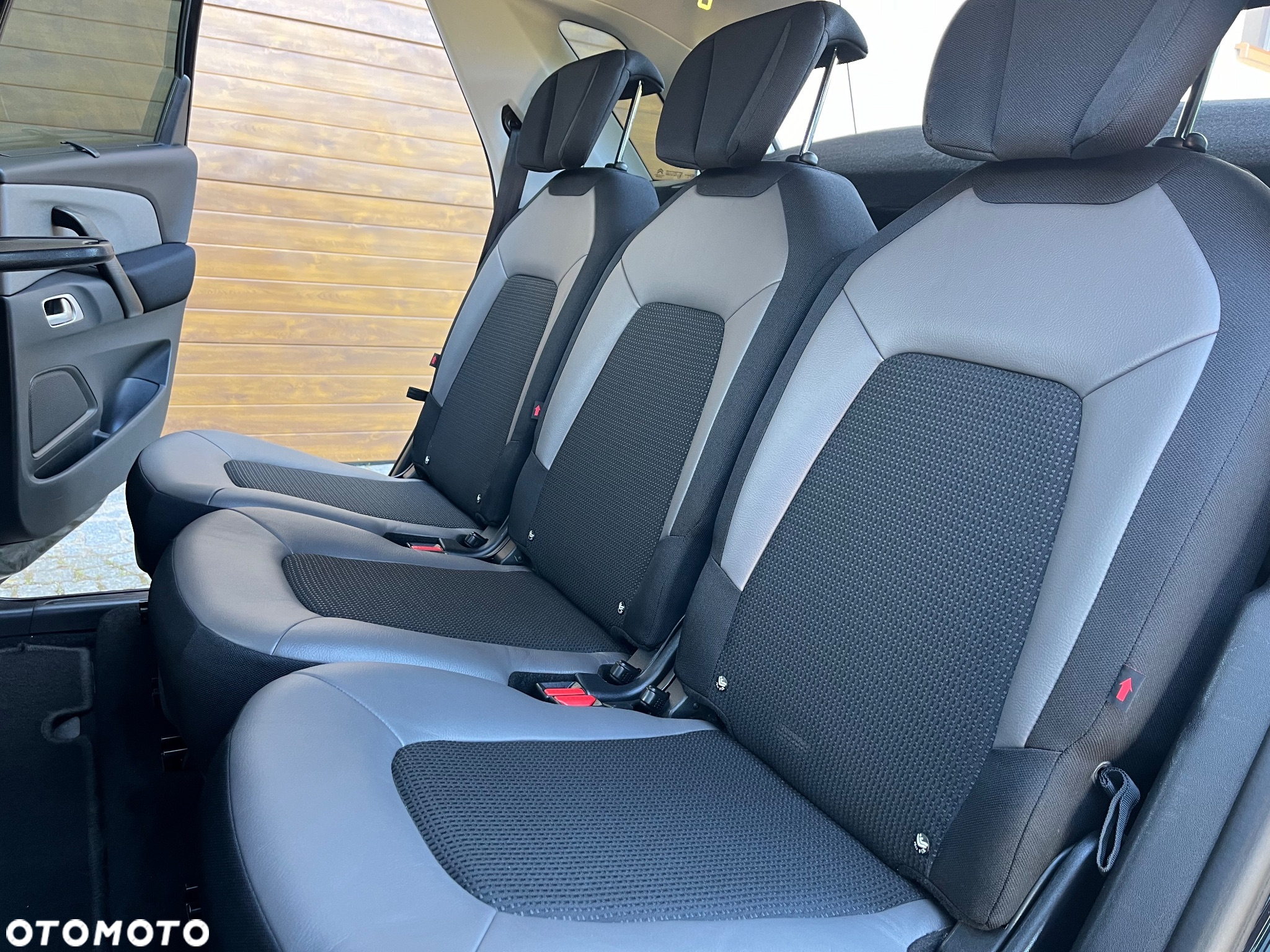 Citroën C4 Picasso 1.6 THP Exclusive - 28