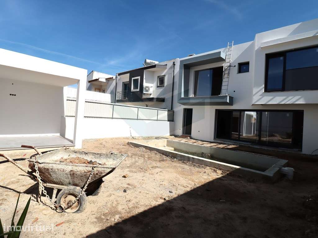 Moradia, Lavandaria, Piscina, Excelente Localização AZEITÃO! - Grande imagem: 5/43
