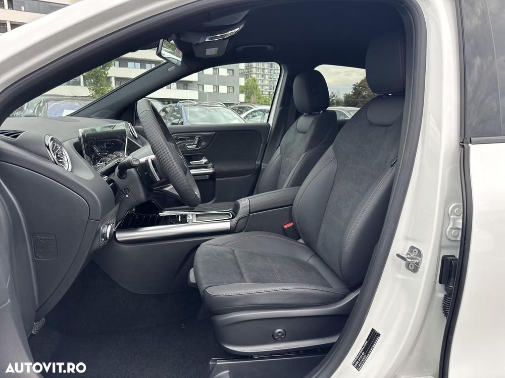 Mercedes-Benz GLA - 15