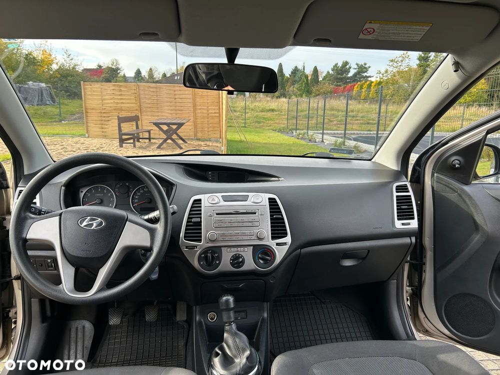 Hyundai i20 - 10
