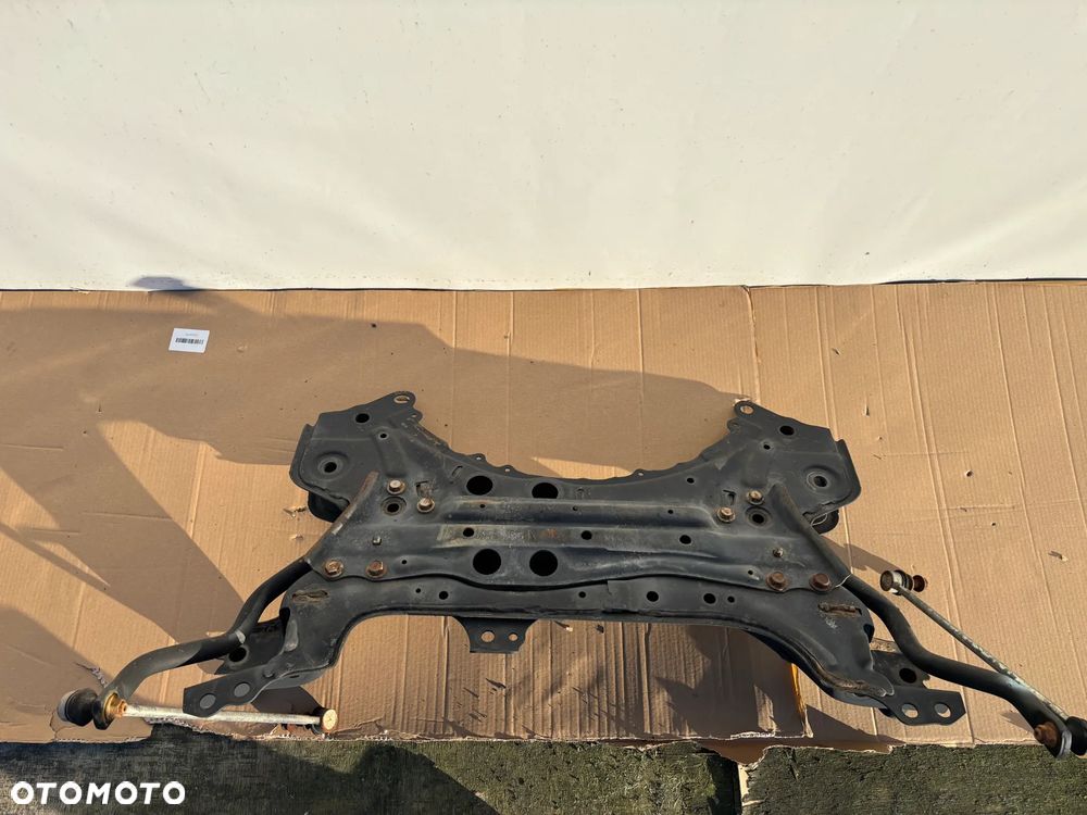 SANKI WÓZEK TRAWERS PRZÓD TOYOTA RAV4 IV 12- - 2