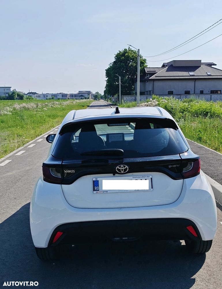 Toyota Yaris - 16