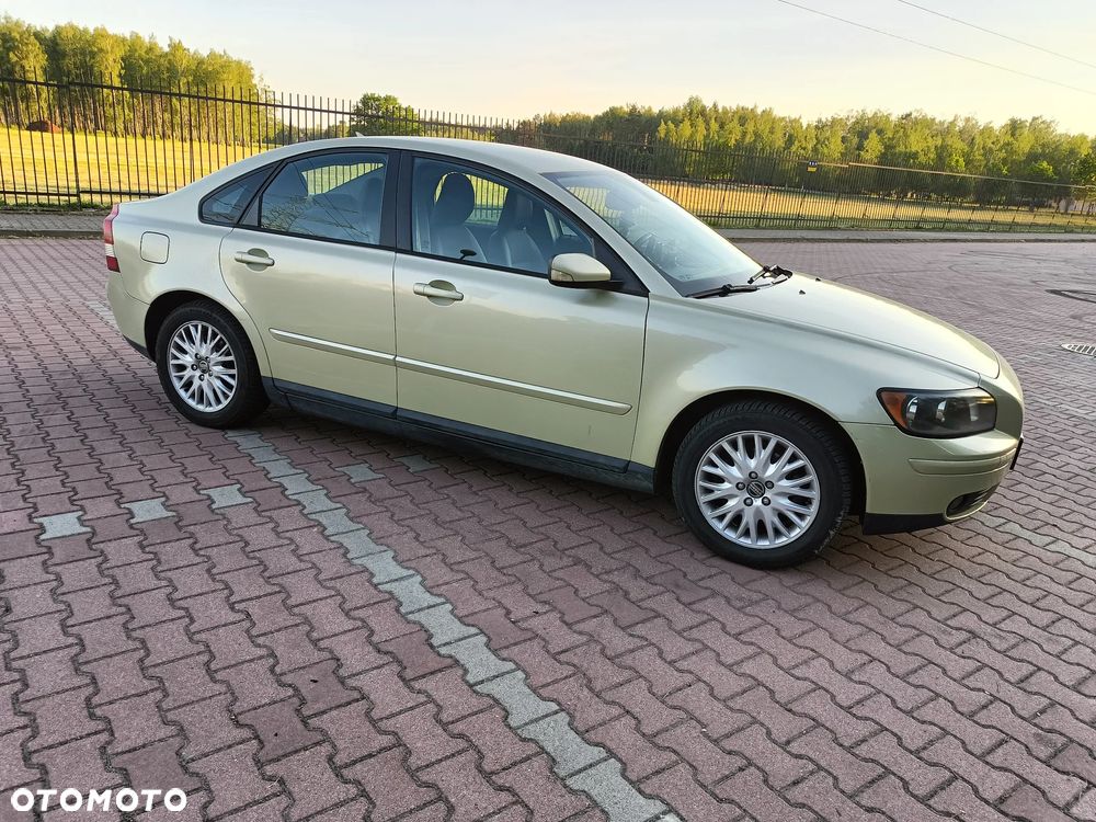 Volvo S40 1.8 - 17