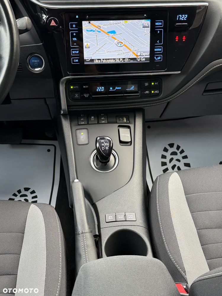 Toyota Auris Hybrid 135 Premium - 7