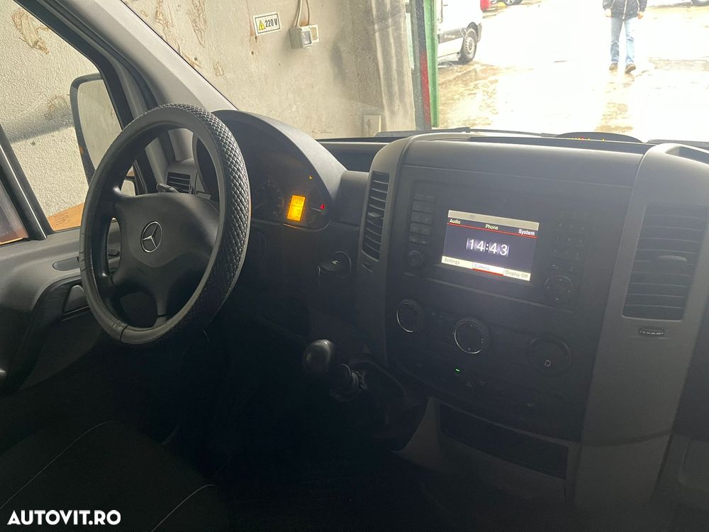 Mercedes-Benz Sprinter - 6